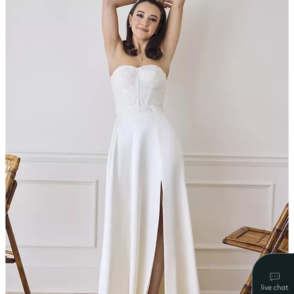 David's Bridal Elegant Wedding Dress size 14